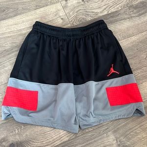 Mens Jordan dri-fit shorts size large